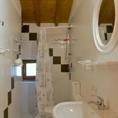 Ca' Pignoi-1 By Interhome * Марчиага