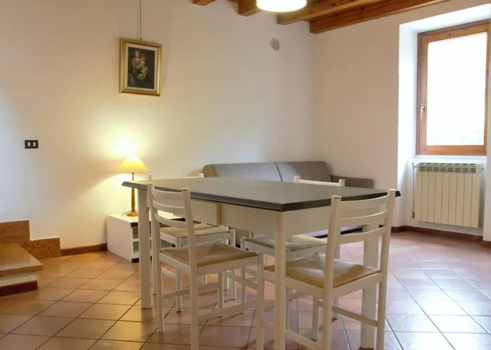 Ca' Pignoi-1 By Interhome Daire *